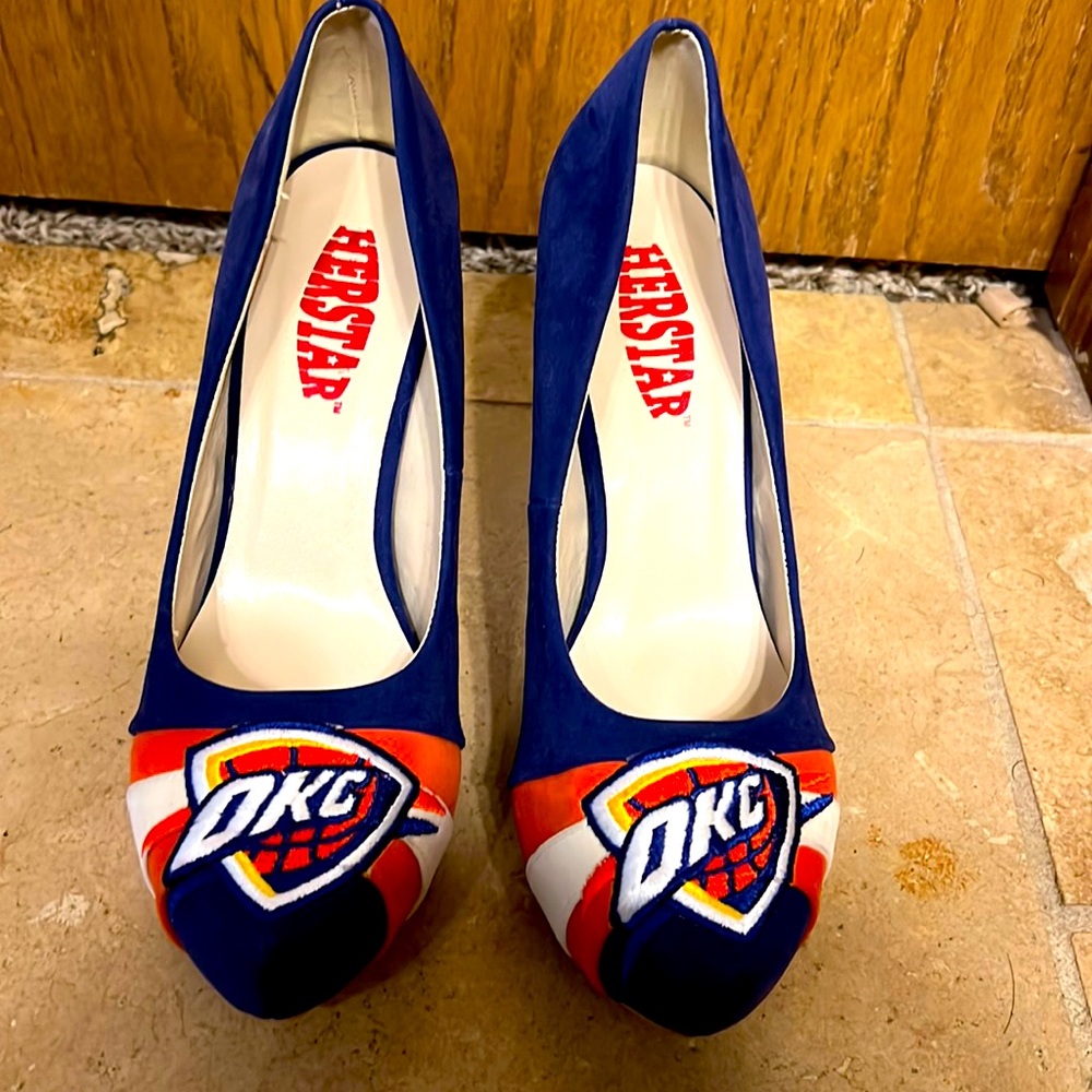 Herstar Thunder Heel size 8.